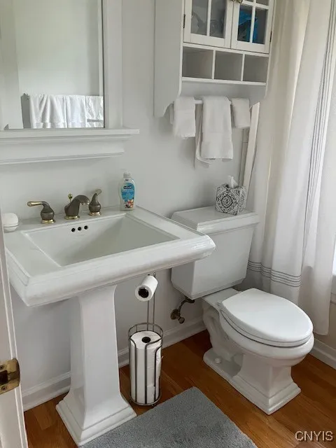 Hallway bath