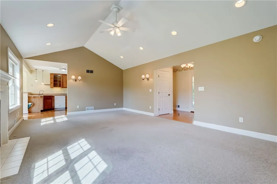 201 White Road, Sweden, New York 14420, Sweden, New York 14420, 3 Bedrooms Bedrooms, 6 Rooms Rooms,2 BathroomsBathrooms,Residential,For Sale,201 White Road, Sweden, New York 14420,0,R1635345