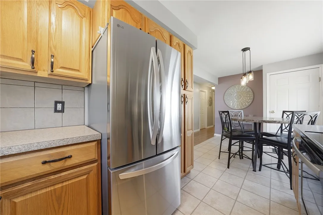 1284 92nd Street, Niagara Falls, New York 14304, Niagara Falls, New York 14304, 3 Bedrooms Bedrooms, 5 Rooms Rooms,2 BathroomsBathrooms,Residential,For Sale,1284 92nd Street, Niagara Falls, New York 14304,0,R1638309