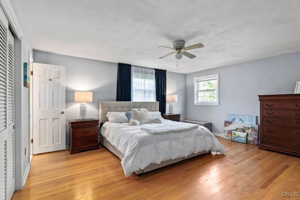 110 Old Farm Road, Manlius, New York 13066, Manlius, New York 13066, 4 Bedrooms Bedrooms, 10 Rooms Rooms,2 BathroomsBathrooms,Residential,For Sale,110 Old Farm Road, Manlius, New York 13066,0,S1637971