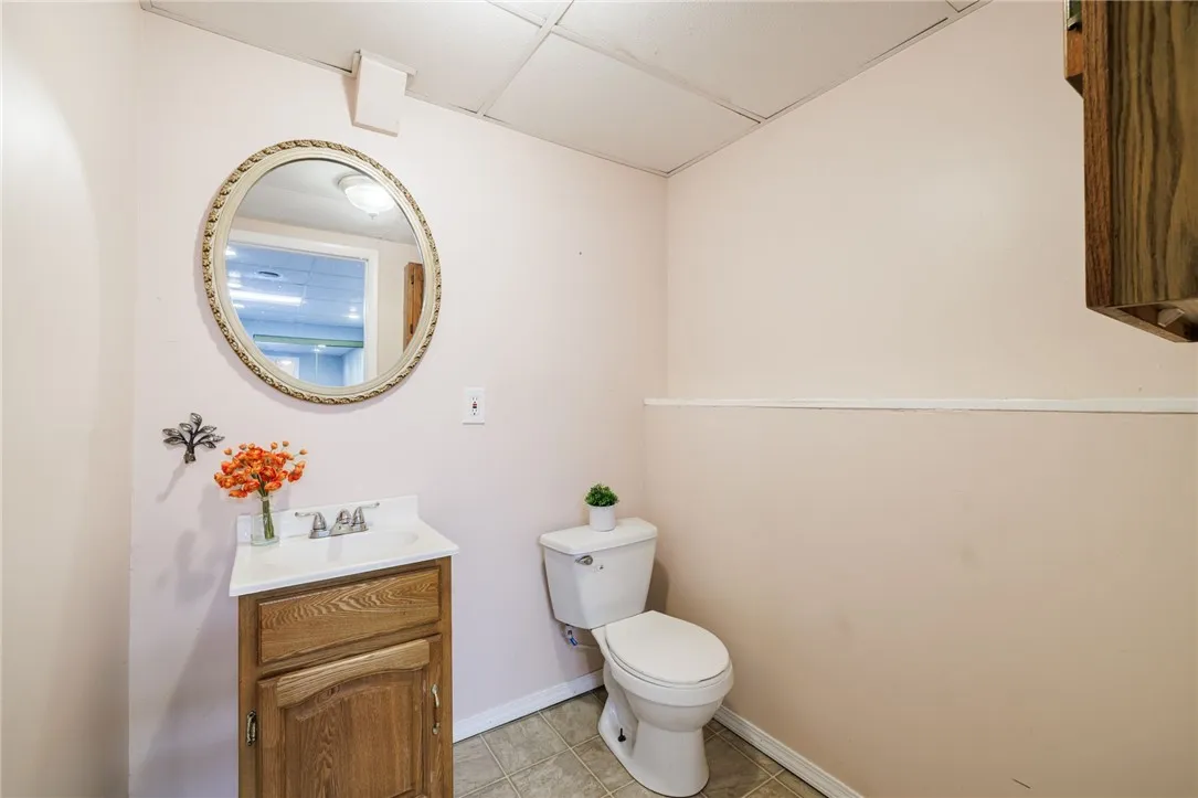 4330 East Henrietta Road, Henrietta, New York 1446, Henrietta, New York 14467, 3 Bedrooms Bedrooms, 8 Rooms Rooms,2 BathroomsBathrooms,Residential,For Sale,4330 East Henrietta Road, Henrietta, New York 1446,0,R1637992