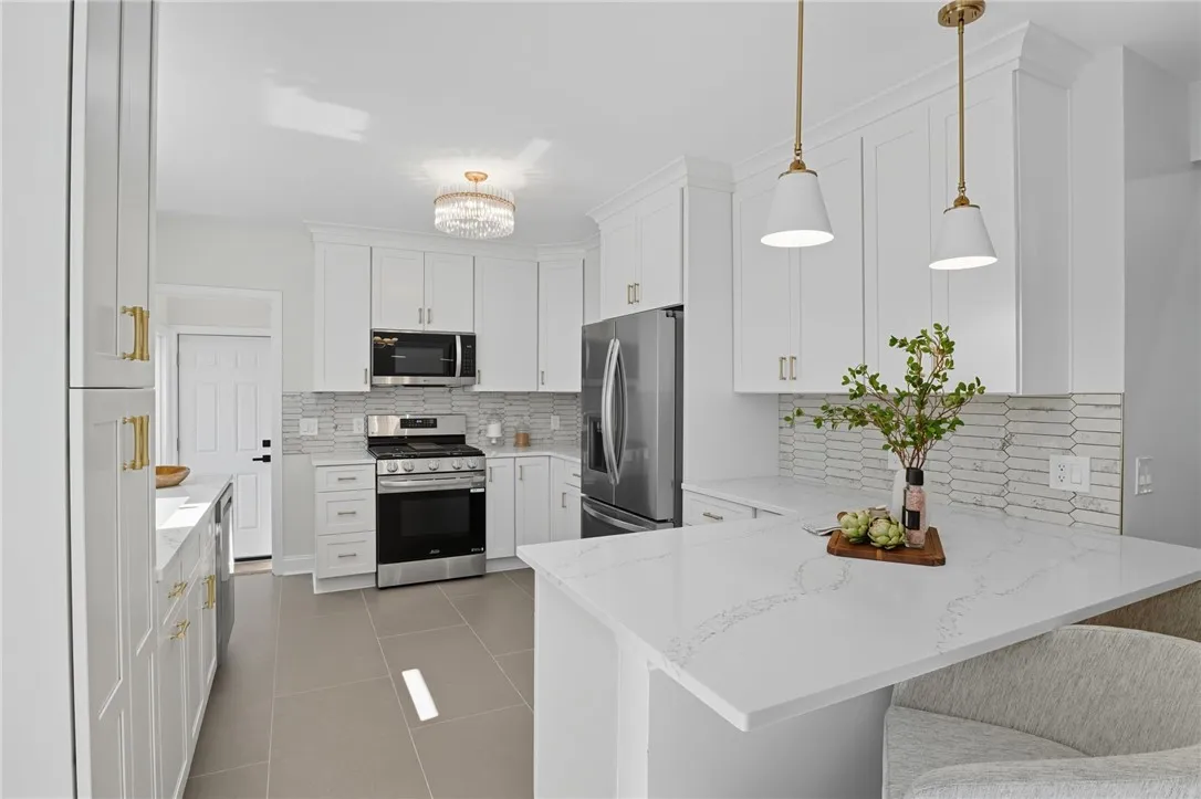 2475 Highland Avenue, Brighton, New York 14610, Brighton, New York 14610, 3 Bedrooms Bedrooms, 7 Rooms Rooms,3 BathroomsBathrooms,Residential,For Sale,2475 Highland Avenue, Brighton, New York 14610,0,R1638674
