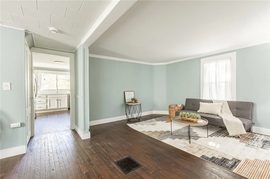 469 S Pearl Street, Canandaigua City, New York 144, Canandaigua City, New York 14424, 4 Bedrooms Bedrooms, 8 Rooms Rooms,2 BathroomsBathrooms,Residential,For Sale,469 S Pearl Street, Canandaigua City, New York 144,0,R1638655