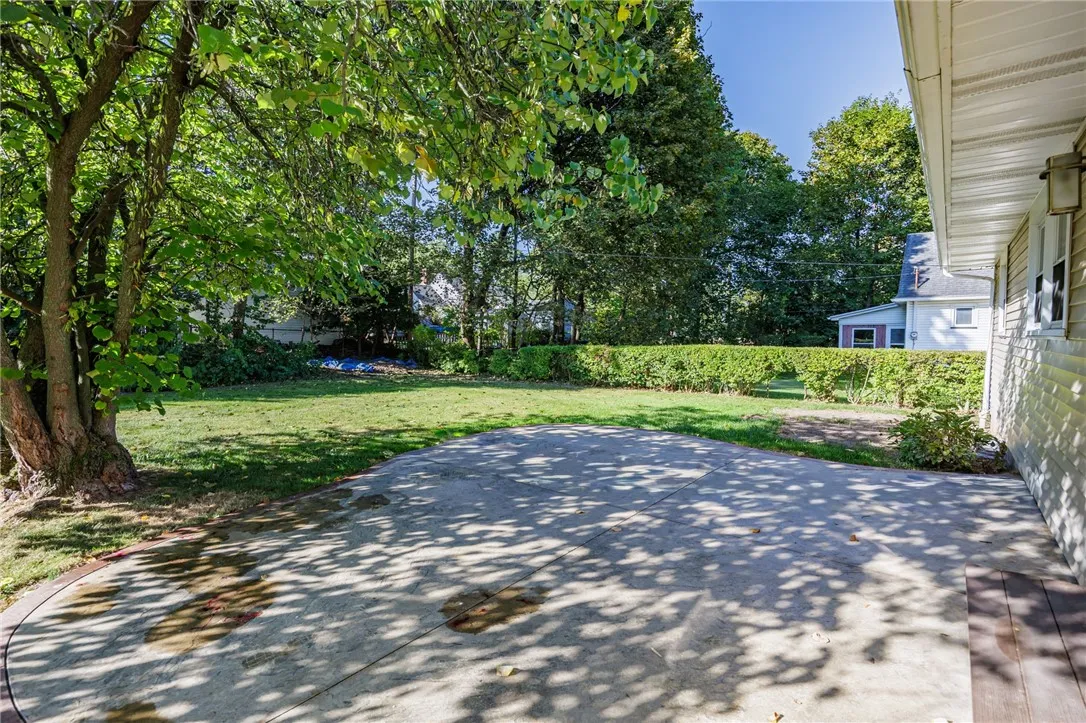 25 Maplehurst Road, Irondequoit, New York 14617, Irondequoit, New York 14617, 3 Bedrooms Bedrooms, 5 Rooms Rooms,1 BathroomBathrooms,Residential,For Sale,25 Maplehurst Road, Irondequoit, New York 14617,0,R1633928