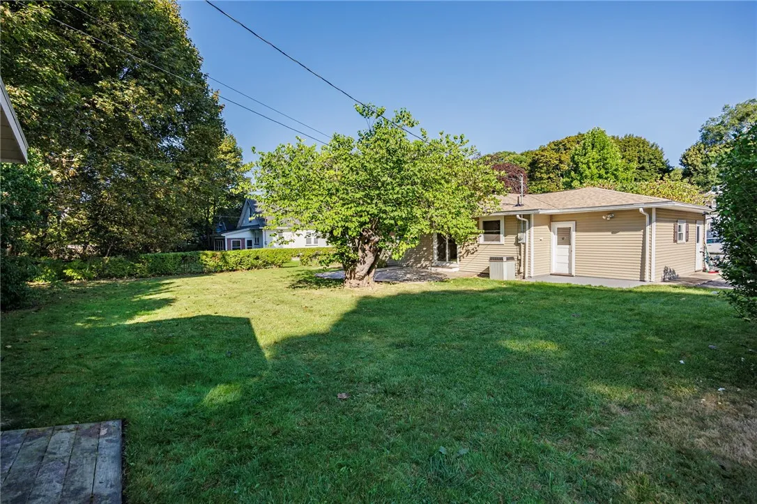 25 Maplehurst Road, Irondequoit, New York 14617, Irondequoit, New York 14617, 3 Bedrooms Bedrooms, 5 Rooms Rooms,1 BathroomBathrooms,Residential,For Sale,25 Maplehurst Road, Irondequoit, New York 14617,0,R1633928