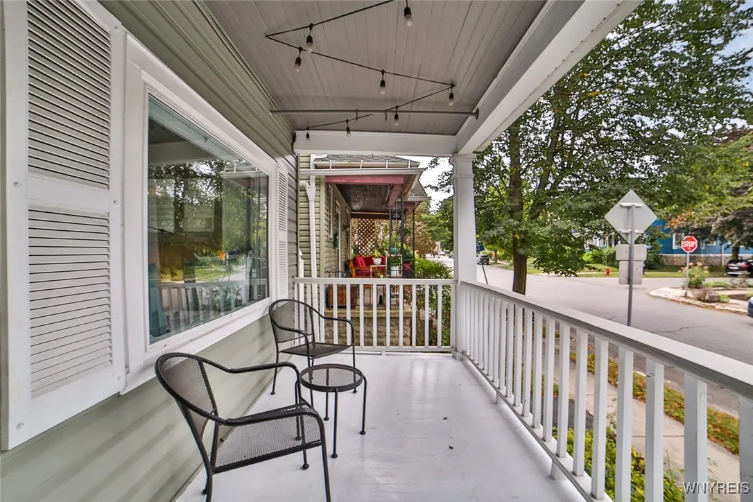 389 Baynes Street, Buffalo, New York 14213, Buffalo, New York 14213, 3 Bedrooms Bedrooms, 9 Rooms Rooms,1 BathroomBathrooms,Residential,For Sale,389 Baynes Street, Buffalo, New York 14213,0,B1638503