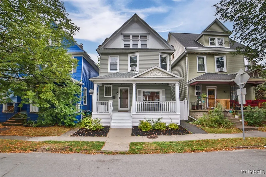 389 Baynes Street, Buffalo, New York 14213, Buffalo, New York 14213, 3 Bedrooms Bedrooms, 9 Rooms Rooms,1 BathroomBathrooms,Residential,For Sale,389 Baynes Street, Buffalo, New York 14213,0,B1638503