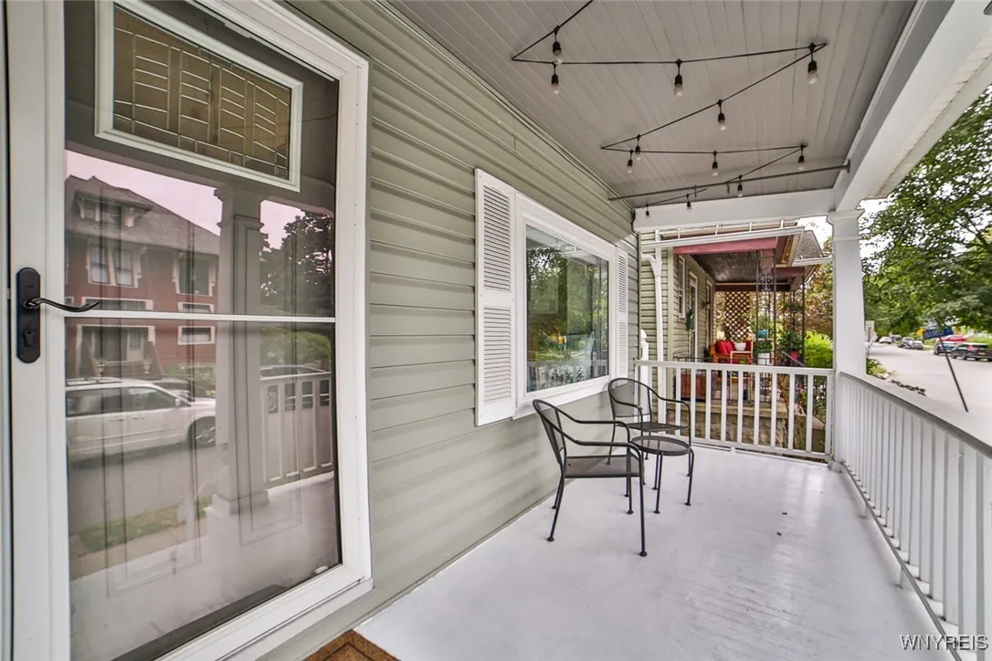 389 Baynes Street, Buffalo, New York 14213, Buffalo, New York 14213, 3 Bedrooms Bedrooms, 9 Rooms Rooms,1 BathroomBathrooms,Residential,For Sale,389 Baynes Street, Buffalo, New York 14213,0,B1638503