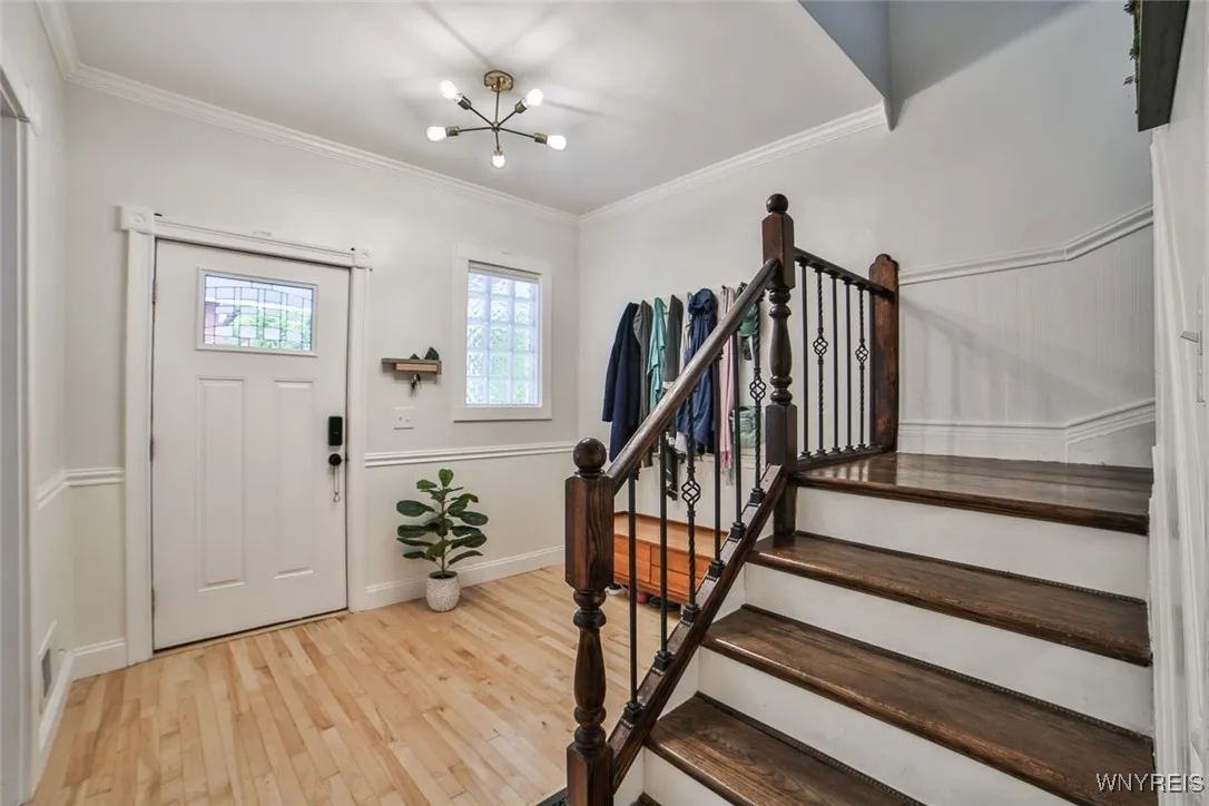 389 Baynes Street, Buffalo, New York 14213, Buffalo, New York 14213, 3 Bedrooms Bedrooms, 9 Rooms Rooms,1 BathroomBathrooms,Residential,For Sale,389 Baynes Street, Buffalo, New York 14213,0,B1638503