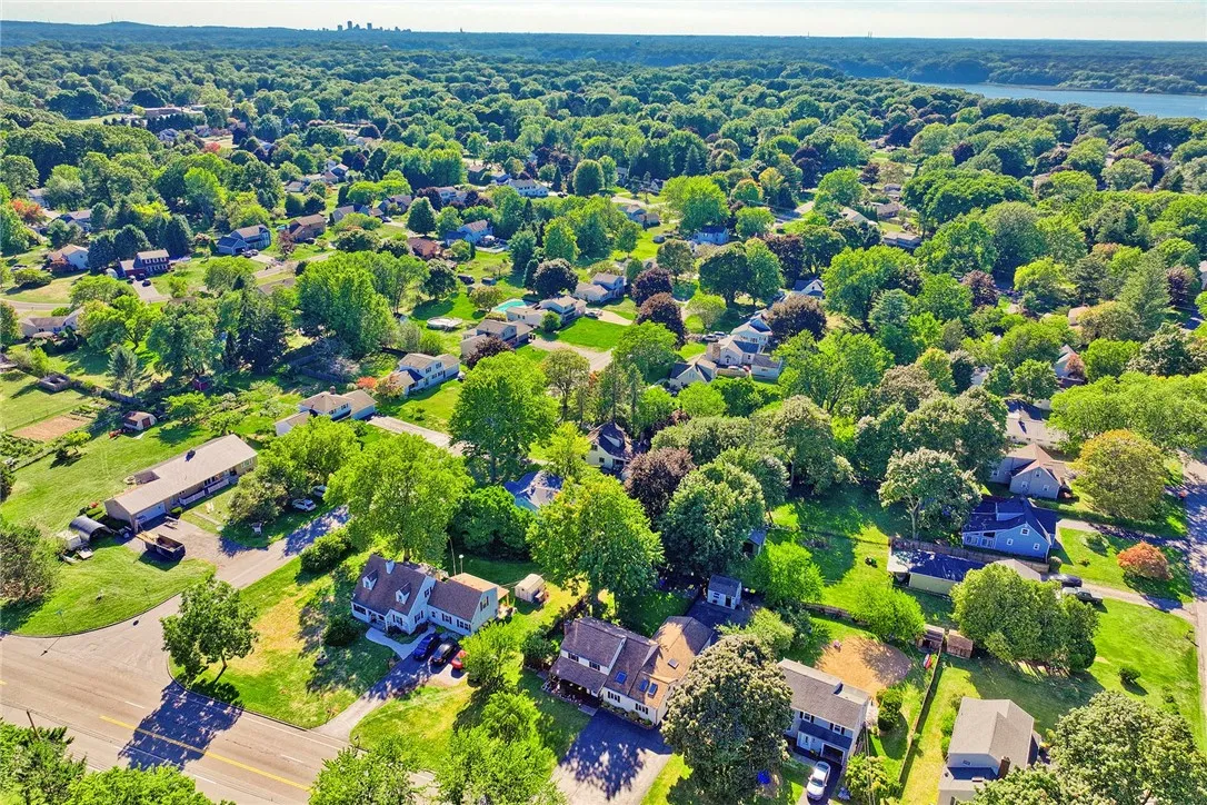 631 Bay Road, Webster, New York 14580, Webster, New York 14580, 3 Bedrooms Bedrooms, 9 Rooms Rooms,2 BathroomsBathrooms,Residential,Closed,631 Bay Road, Webster, New York 14580,0,R1638363