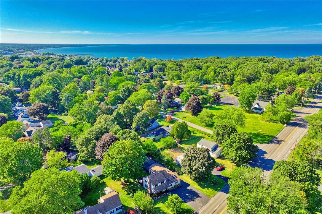 631 Bay Road, Webster, New York 14580, Webster, New York 14580, 3 Bedrooms Bedrooms, 9 Rooms Rooms,2 BathroomsBathrooms,Residential,Closed,631 Bay Road, Webster, New York 14580,0,R1638363