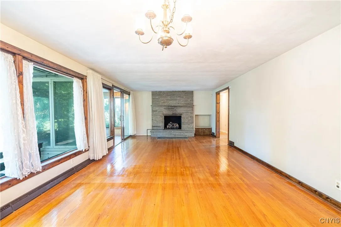 122 Sunhill Terrace, Syracuse, New York 13207, Syracuse, New York 13207, 3 Bedrooms Bedrooms, 9 Rooms Rooms,2 BathroomsBathrooms,Residential,For Sale,122 Sunhill Terrace, Syracuse, New York 13207,0,S1638074