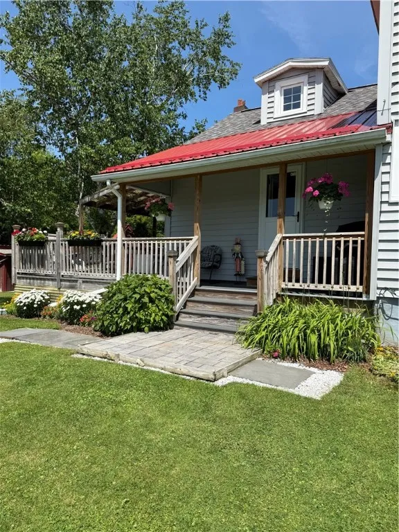 48 South Main Street, Sherburne, New York 13460, Sherburne, New York 13460, 4 Bedrooms Bedrooms, 11 Rooms Rooms,1 BathroomBathrooms,Residential,For Sale,48 South Main Street, Sherburne, New York 13460,0,R1635167