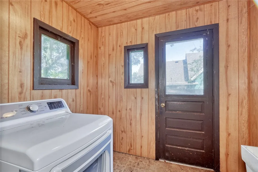 1021 Gravel Road, Webster, New York 14580, Webster, New York 14580, ,Commercial Sale,Closed,1021 Gravel Road, Webster, New York 14580,0,R1638749