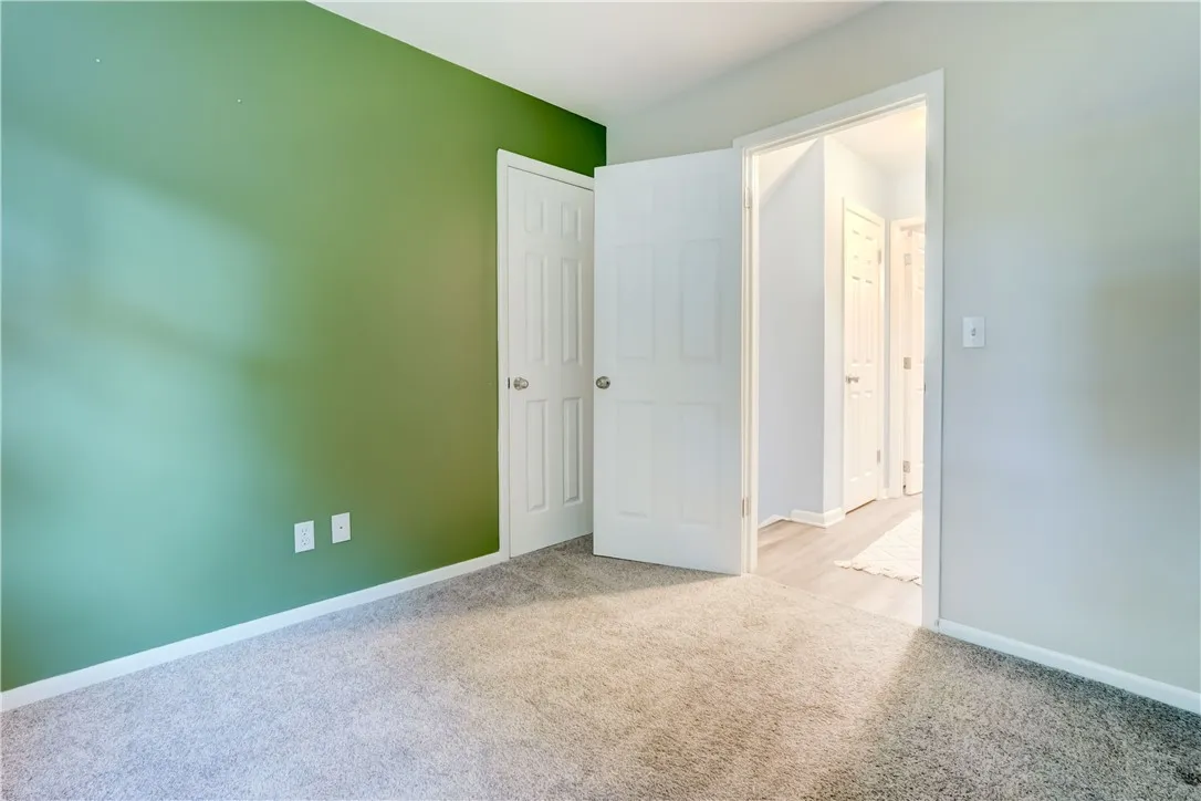 5 Ruth Ellen, Gates, New York 14624, Gates, New York 14624, 4 Bedrooms Bedrooms, 8 Rooms Rooms,2 BathroomsBathrooms,Residential,For Sale,5 Ruth Ellen, Gates, New York 14624,0,R1636880