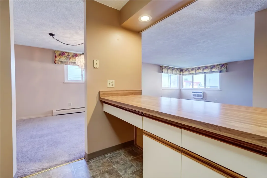 904 Westage At The, Irondequoit, New York 14617, Irondequoit, New York 14617, 2 Bedrooms Bedrooms, 5 Rooms Rooms,1 BathroomBathrooms,Residential,Closed,904 Westage At The, Irondequoit, New York 14617,0,R1628903