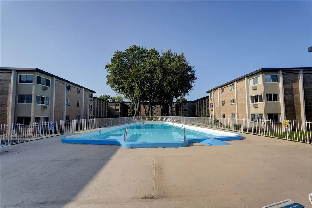 904 Westage At The, Irondequoit, New York 14617, Irondequoit, New York 14617, 2 Bedrooms Bedrooms, 5 Rooms Rooms,1 BathroomBathrooms,Residential,Closed,904 Westage At The, Irondequoit, New York 14617,0,R1628903