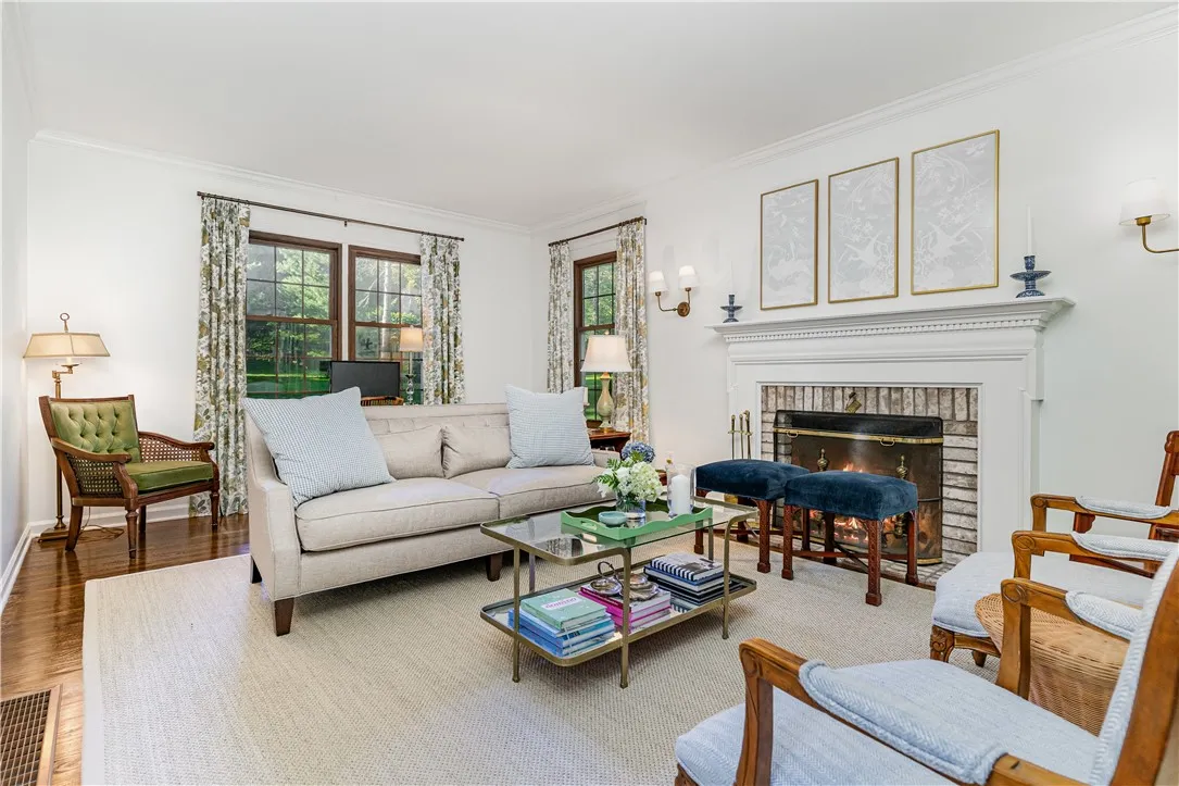 17 Great Oak Lane, Perinton, New York 14534, Perinton, New York 14534, 4 Bedrooms Bedrooms, 9 Rooms Rooms,2 BathroomsBathrooms,Residential,For Sale,17 Great Oak Lane, Perinton, New York 14534,0,R1638639
