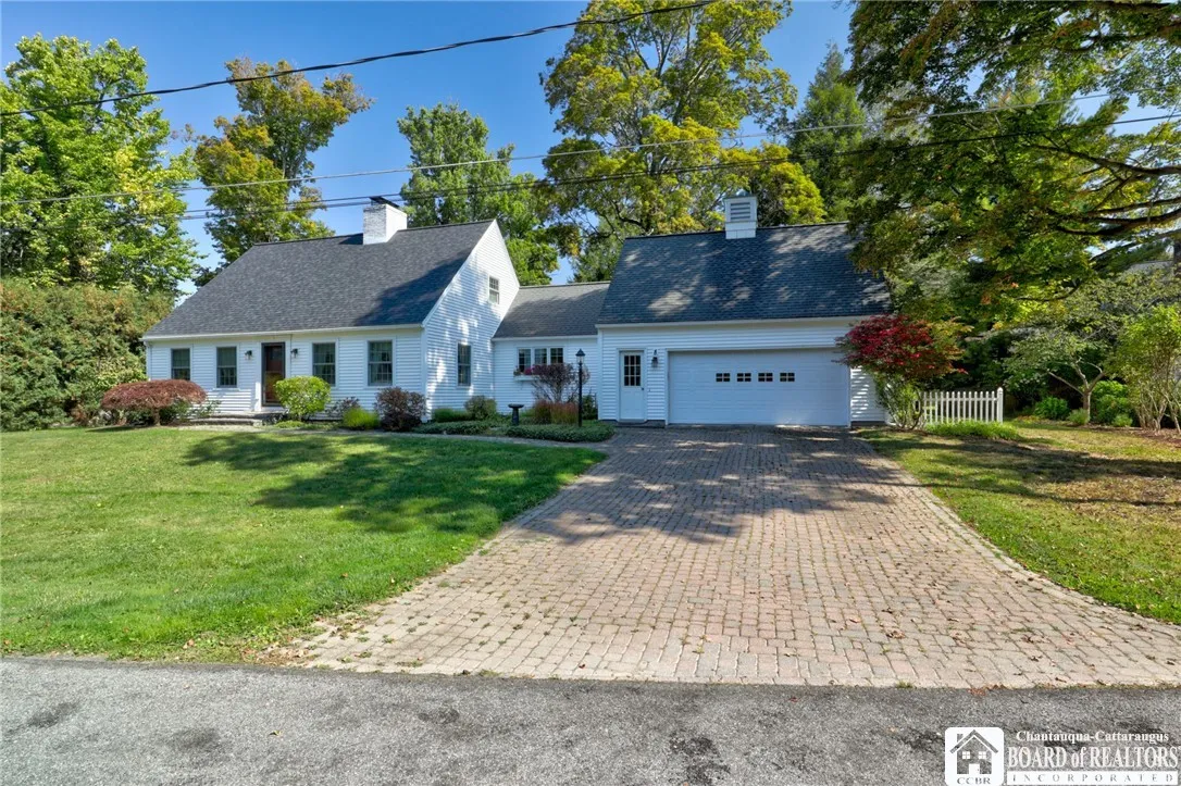 8 Ivy Lane, Busti, New York 14750, Busti, New York 14750, 3 Bedrooms Bedrooms, 7 Rooms Rooms,2 BathroomsBathrooms,Residential,For Sale,8 Ivy Lane, Busti, New York 14750,0,R1638585