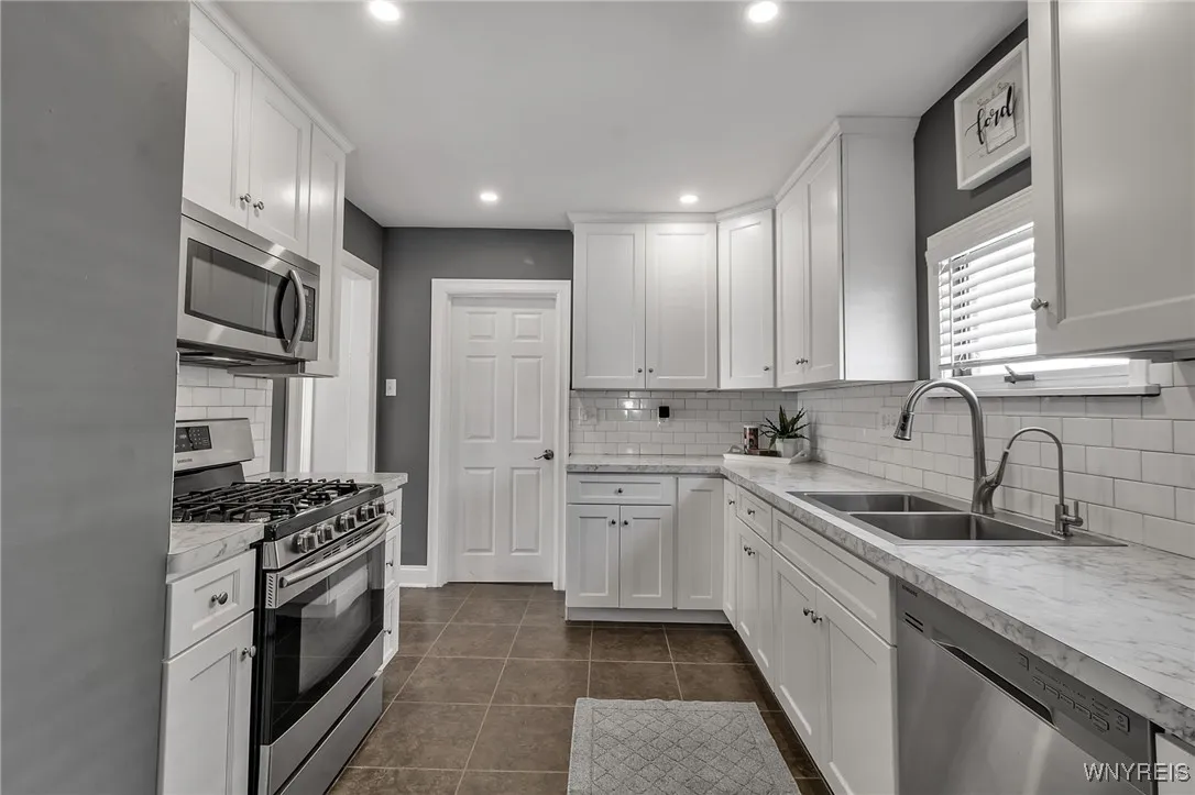 350 Villa Avenue, Buffalo, New York 14216, Buffalo, New York 14216, 3 Bedrooms Bedrooms, 9 Rooms Rooms,1 BathroomBathrooms,Residential,For Sale,350 Villa Avenue, Buffalo, New York 14216,0,B1638434