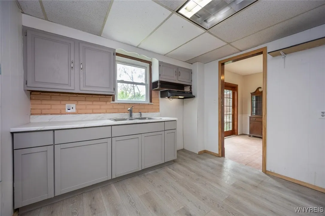 2215 South Avenue, Niagara Falls, New York 14305, Niagara Falls, New York 14305, 3 Bedrooms Bedrooms, 6 Rooms Rooms,1 BathroomBathrooms,Residential,For Sale,2215 South Avenue, Niagara Falls, New York 14305,0,B1638755