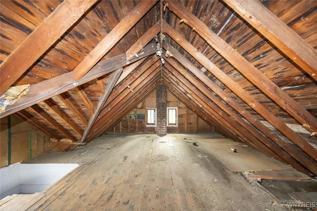 2215 South Avenue, Niagara Falls, New York 14305, Niagara Falls, New York 14305, 3 Bedrooms Bedrooms, 6 Rooms Rooms,1 BathroomBathrooms,Residential,For Sale,2215 South Avenue, Niagara Falls, New York 14305,0,B1638755
