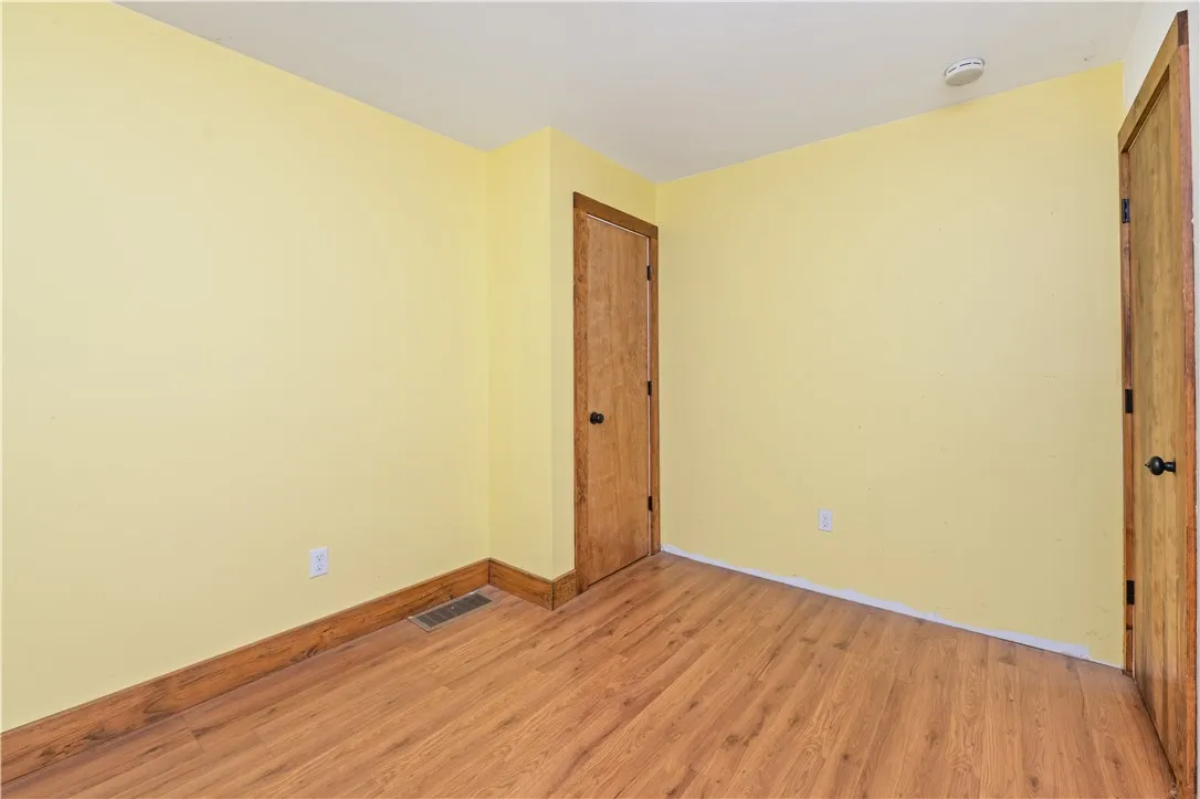 15670 Holley Road, Murray, New York 14470, Murray, New York 14470, 3 Bedrooms Bedrooms, 8 Rooms Rooms,2 BathroomsBathrooms,Residential,For Sale,15670 Holley Road, Murray, New York 14470,0,R1638494