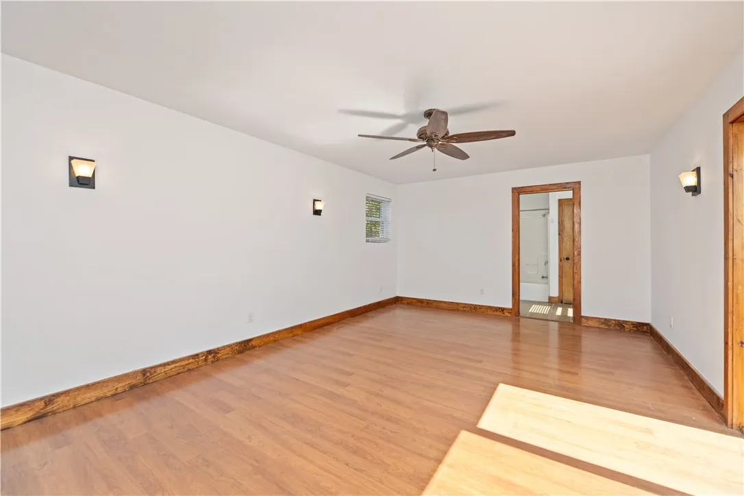 15670 Holley Road, Murray, New York 14470, Murray, New York 14470, 3 Bedrooms Bedrooms, 8 Rooms Rooms,2 BathroomsBathrooms,Residential,For Sale,15670 Holley Road, Murray, New York 14470,0,R1638494