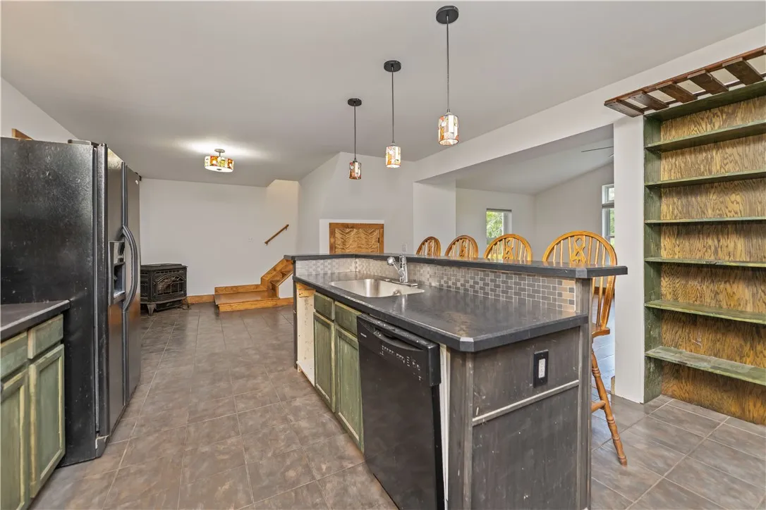 15670 Holley Road, Murray, New York 14470, Murray, New York 14470, 3 Bedrooms Bedrooms, 8 Rooms Rooms,2 BathroomsBathrooms,Residential,For Sale,15670 Holley Road, Murray, New York 14470,0,R1638494