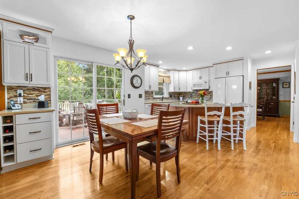 135 Peridot Drive, Camillus, New York 13219, Camillus, New York 13219, 4 Bedrooms Bedrooms, 12 Rooms Rooms,2 BathroomsBathrooms,Residential,For Sale,135 Peridot Drive, Camillus, New York 13219,0,S1638577