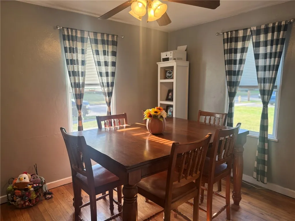 845 W Circle Drive, Vestal, New York 13850, Vestal, New York 13850, 3 Bedrooms Bedrooms, 7 Rooms Rooms,1 BathroomBathrooms,Residential,For Sale,845 W Circle Drive, Vestal, New York 13850,0,R1638114