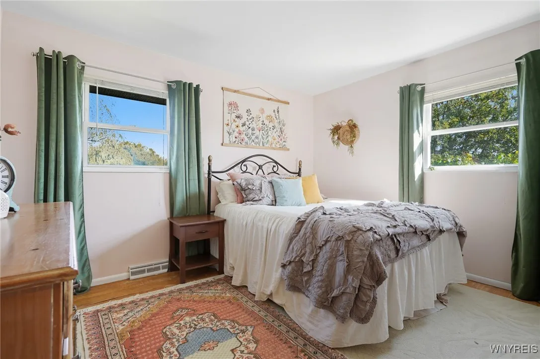 42 Parkedge Court, Tonawanda, New York 14150, Tonawanda, New York 14150, 3 Bedrooms Bedrooms, 6 Rooms Rooms,1 BathroomBathrooms,Residential,For Sale,42 Parkedge Court, Tonawanda, New York 14150,0,B1636479