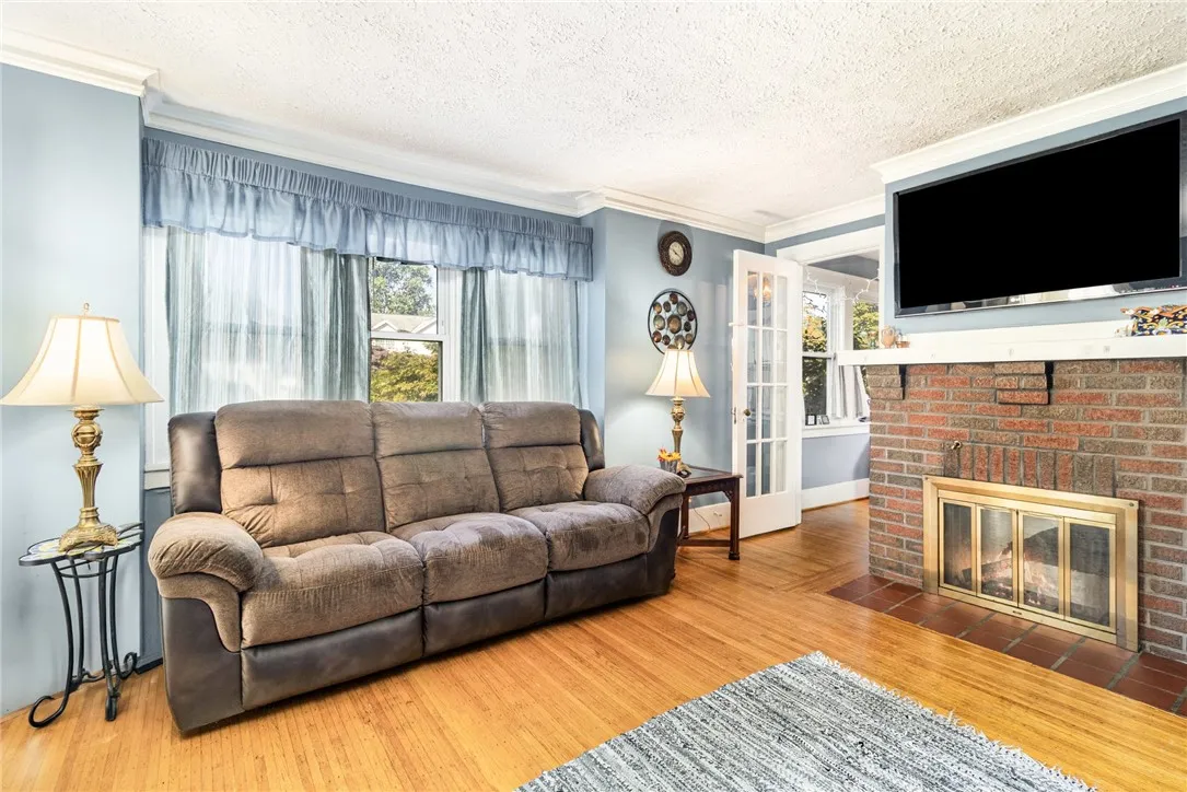 98 Cooper Road, Irondequoit, New York 14617, Irondequoit, New York 14617, 3 Bedrooms Bedrooms, 7 Rooms Rooms,2 BathroomsBathrooms,Residential,For Sale,98 Cooper Road, Irondequoit, New York 14617,0,R1638008