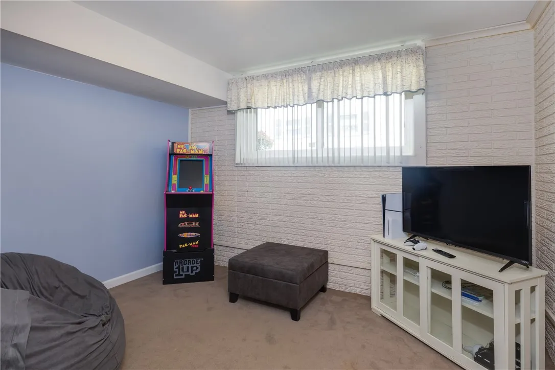 313 Wisteria Way, Horseheads, New York 14845, Horseheads, New York 14845, 4 Bedrooms Bedrooms, 12 Rooms Rooms,1 BathroomBathrooms,Residential,For Sale,313 Wisteria Way, Horseheads, New York 14845,0,R1638756