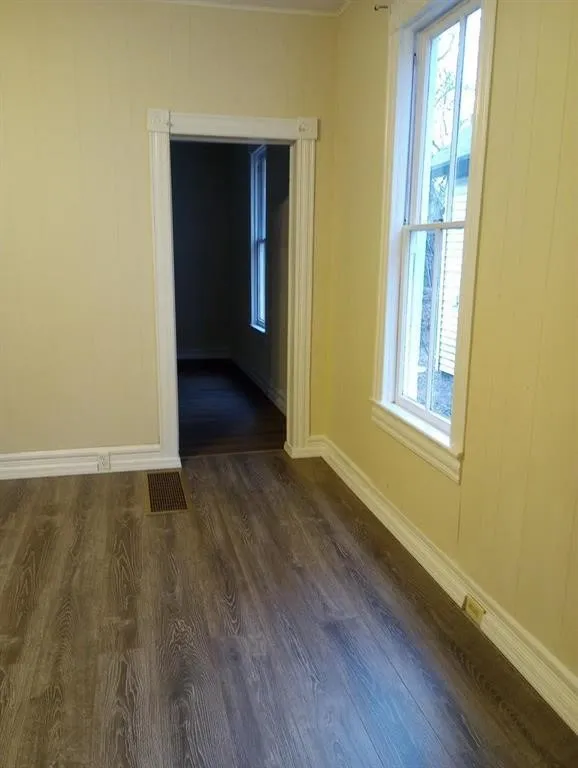 1103 Oak Street, Elmira City, New York 14901, Elmira City, New York 14901, 3 Bedrooms Bedrooms, 7 Rooms Rooms,1 BathroomBathrooms,Residential Lease,For Rent,1103 Oak Street, Elmira City, New York 14901,0,R1638777