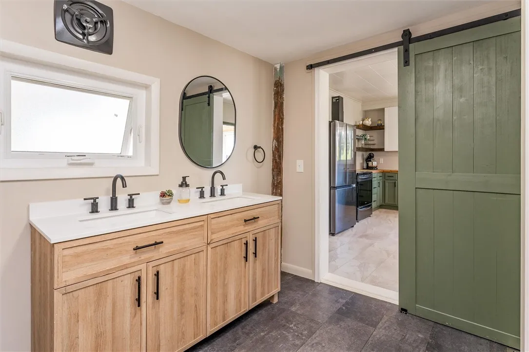 4348 Hulberton Road, Clarendon, New York 14470, Clarendon, New York 14470, 3 Bedrooms Bedrooms, 7 Rooms Rooms,1 BathroomBathrooms,Residential,For Sale,4348 Hulberton Road, Clarendon, New York 14470,0,R1638742
