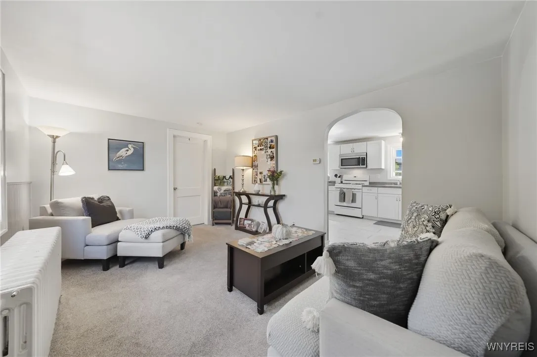 Garage apartment Living Room
