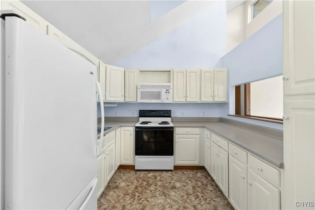 575 Burt Road, Little Falls Town, New York 13365, Little Falls Town, New York 13365, 3 Bedrooms Bedrooms, 8 Rooms Rooms,1 BathroomBathrooms,Residential,For Sale,575 Burt Road, Little Falls Town, New York 13365,0,S1638644