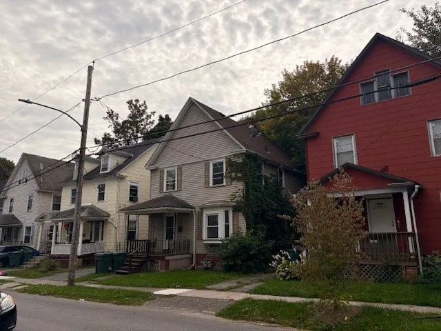 37 Forester Street, Rochester, New York 14609, Rochester, New York 14609, 4 Bedrooms Bedrooms, ,2 BathroomsBathrooms,Residential,For Sale,37 Forester Street, Rochester, New York 14609,0,R1638360