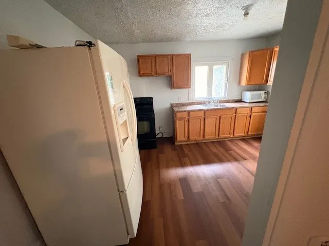 37 Forester Street, Rochester, New York 14609, Rochester, New York 14609, 4 Bedrooms Bedrooms, ,2 BathroomsBathrooms,Residential,For Sale,37 Forester Street, Rochester, New York 14609,0,R1638360