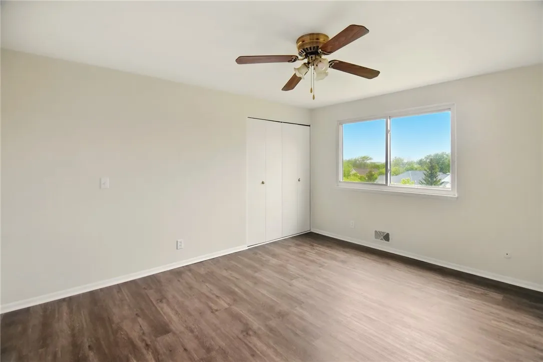 116 Surrey Hill Way, Henrietta, New York 14623, Henrietta, New York 14623, 1 Bedroom Bedrooms, 7 Rooms Rooms,1 BathroomBathrooms,Residential,For Sale,116 Surrey Hill Way, Henrietta, New York 14623,0,R1638184