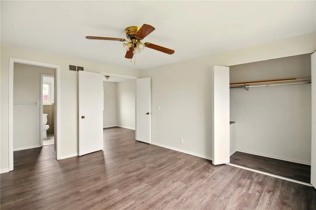 116 Surrey Hill Way, Henrietta, New York 14623, Henrietta, New York 14623, 1 Bedroom Bedrooms, 7 Rooms Rooms,1 BathroomBathrooms,Residential,For Sale,116 Surrey Hill Way, Henrietta, New York 14623,0,R1638184