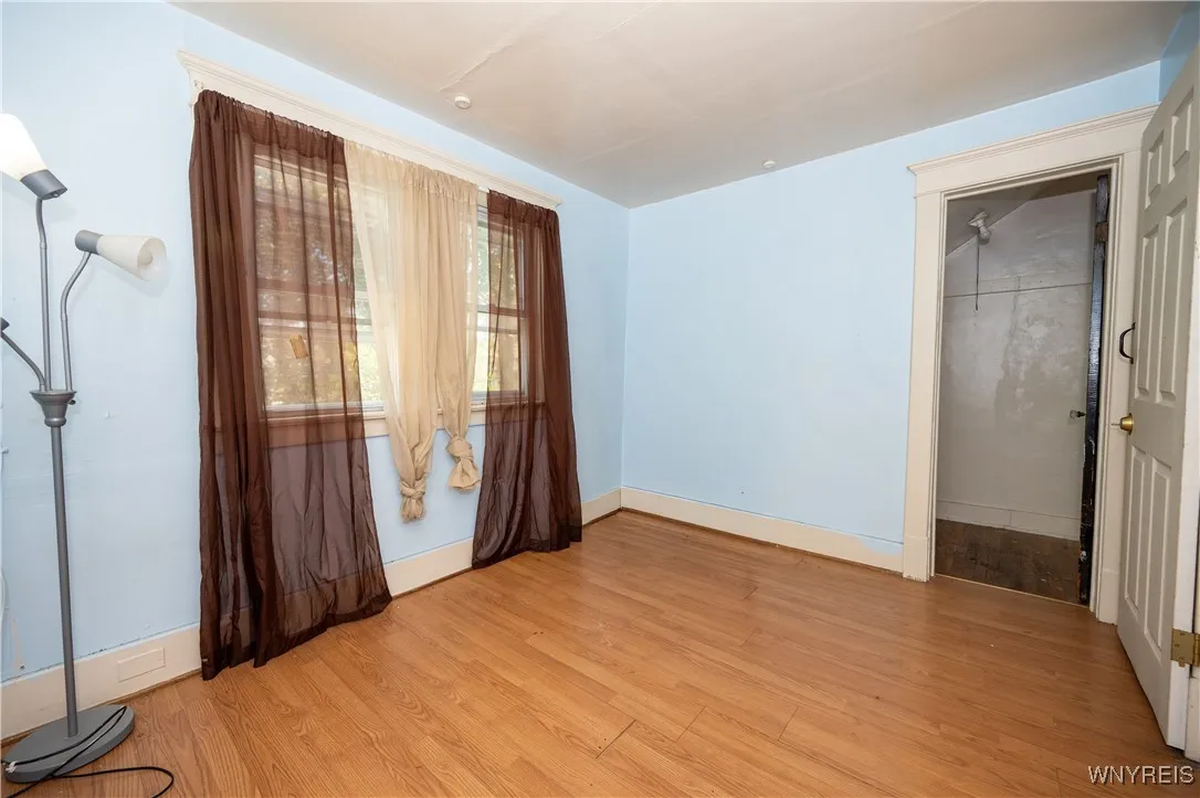 17 Fisher Street, Buffalo, New York 14211, Buffalo, New York 14211, 3 Bedrooms Bedrooms, ,2 BathroomsBathrooms,Residential,For Sale,17 Fisher Street, Buffalo, New York 14211,0,B1637248