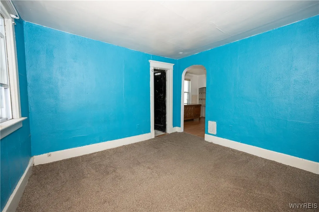 17 Fisher Street, Buffalo, New York 14211, Buffalo, New York 14211, 3 Bedrooms Bedrooms, ,2 BathroomsBathrooms,Residential,For Sale,17 Fisher Street, Buffalo, New York 14211,0,B1637248