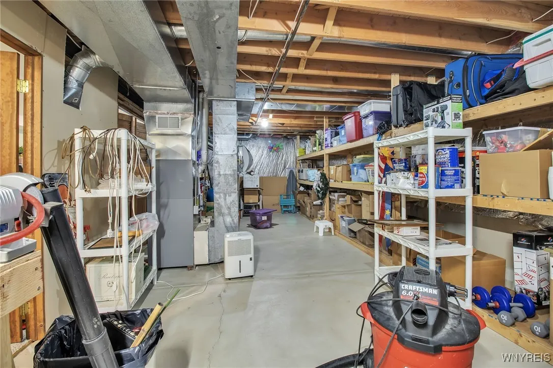 5072 Eastbrooke Place, Amherst, New York 14221, Clarence, New York 14221, 4 Bedrooms Bedrooms, 7 Rooms Rooms,2 BathroomsBathrooms,Residential,For Sale,5072 Eastbrooke Place, Amherst, New York 14221,0,B1638683