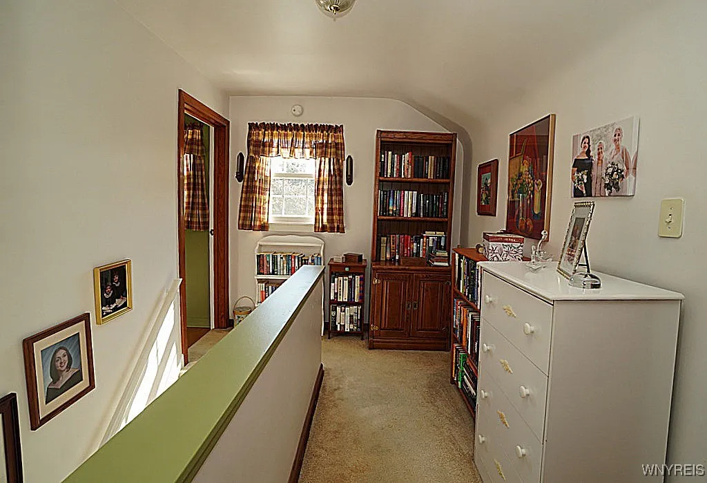 465 North 5th Street, Lewiston, New York 14092, Lewiston, New York 14092, 3 Bedrooms Bedrooms, 6 Rooms Rooms,2 BathroomsBathrooms,Residential,For Sale,465 North 5th Street, Lewiston, New York 14092,0,B1638650
