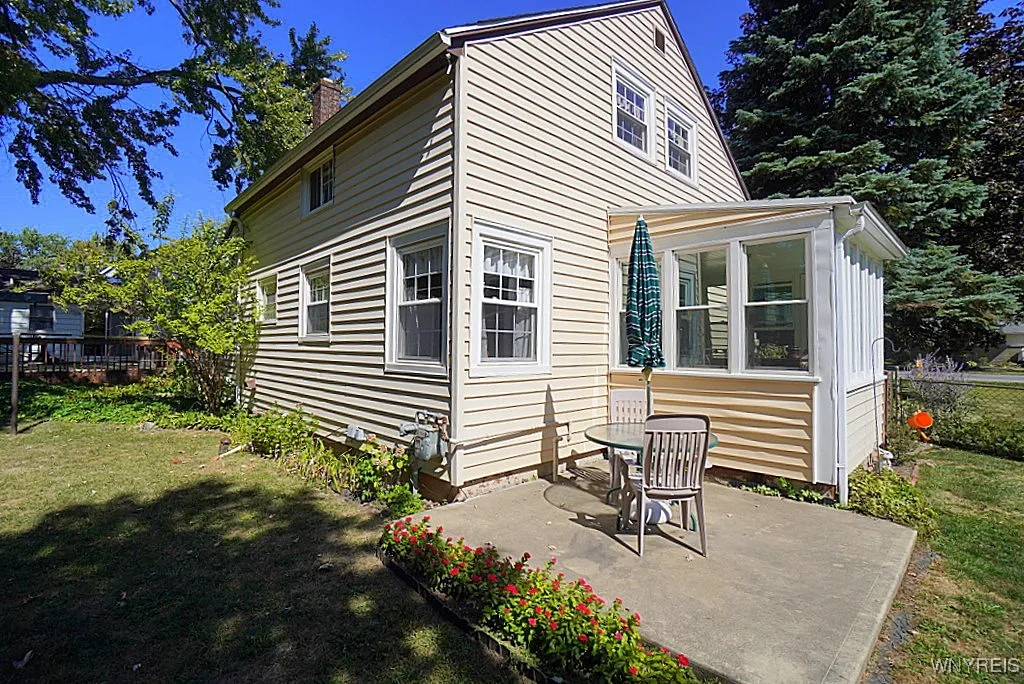 465 North 5th Street, Lewiston, New York 14092, Lewiston, New York 14092, 3 Bedrooms Bedrooms, 6 Rooms Rooms,2 BathroomsBathrooms,Residential,For Sale,465 North 5th Street, Lewiston, New York 14092,0,B1638650