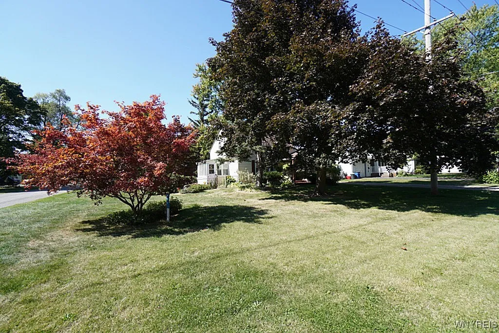 465 North 5th Street, Lewiston, New York 14092, Lewiston, New York 14092, 3 Bedrooms Bedrooms, 6 Rooms Rooms,2 BathroomsBathrooms,Residential,For Sale,465 North 5th Street, Lewiston, New York 14092,0,B1638650