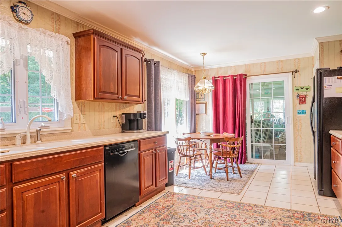 8657 Teugega Point Road, Rome, New York 13440, Rome, New York 13440, 3 Bedrooms Bedrooms, 9 Rooms Rooms,2 BathroomsBathrooms,Residential,For Sale,8657 Teugega Point Road, Rome, New York 13440,0,S1638692