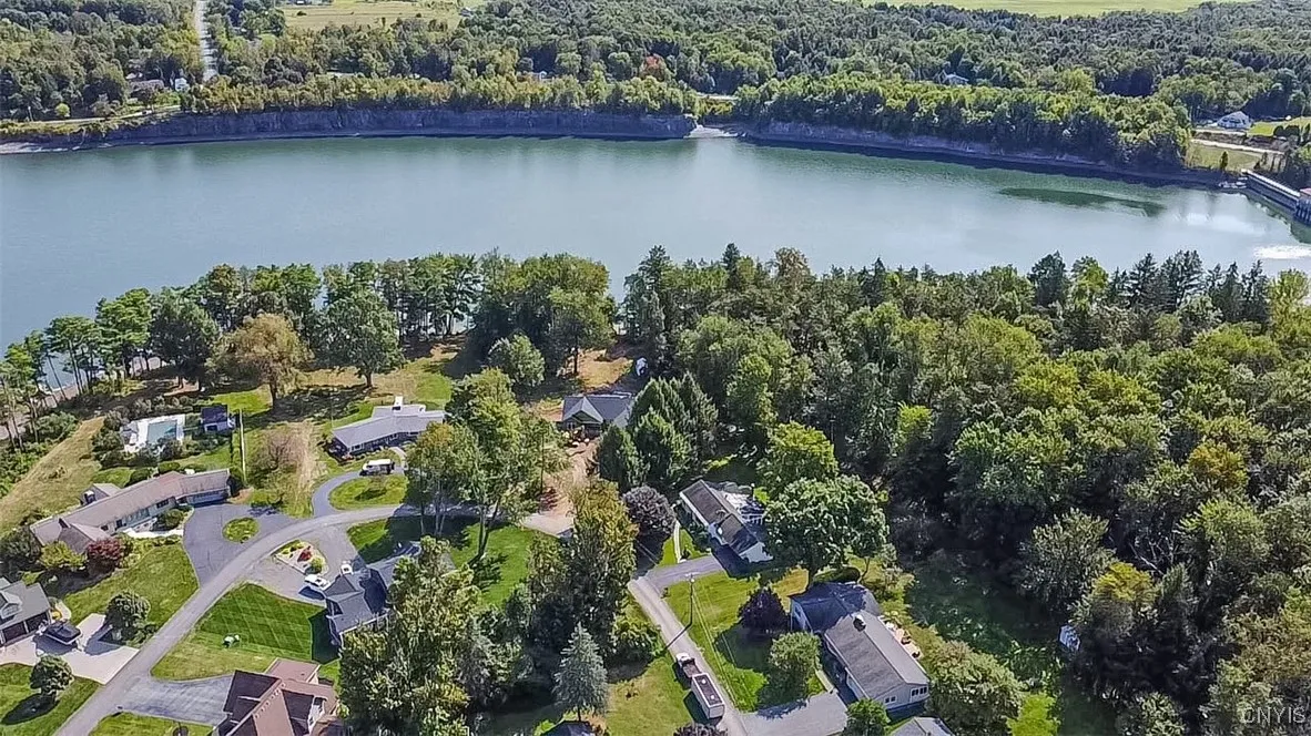8657 Teugega Point Road, Rome, New York 13440, Rome, New York 13440, 3 Bedrooms Bedrooms, 9 Rooms Rooms,2 BathroomsBathrooms,Residential,For Sale,8657 Teugega Point Road, Rome, New York 13440,0,S1638692